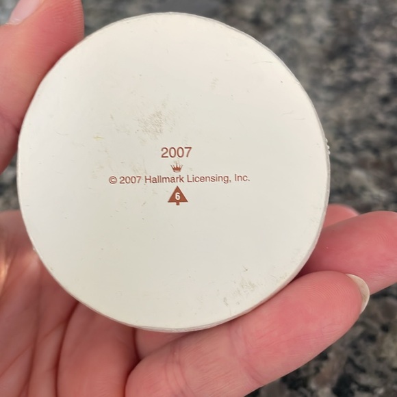 2007 Winter Wonderland #6F - Gathering Friends - Picture 4 of 5